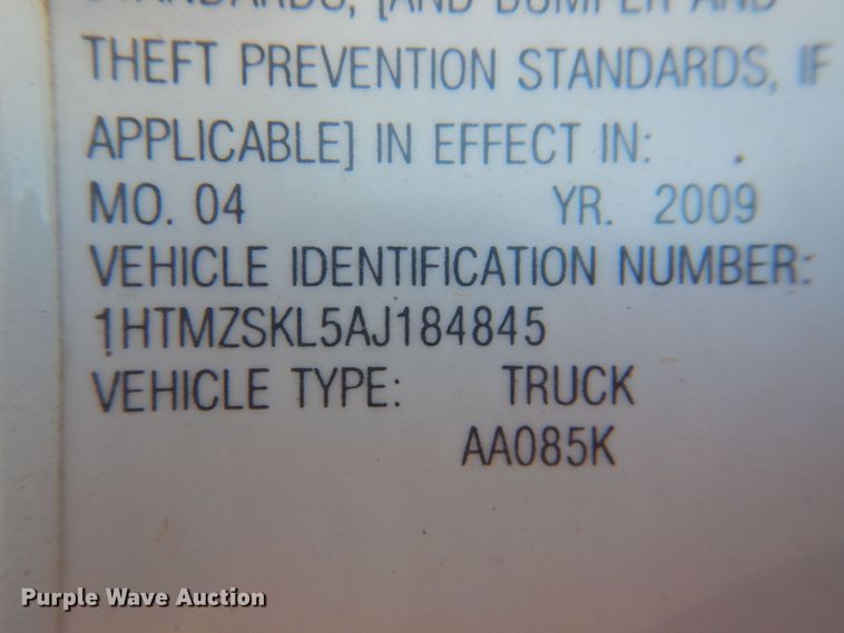 image for item DK2443 2010 International 4300  utility / service truck
