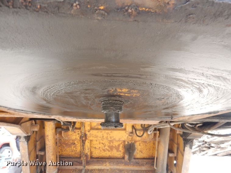 image for item DL0189 1985 Load King  low boy equipment trailer