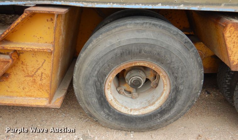 image for item DL0189 1985 Load King  low boy equipment trailer