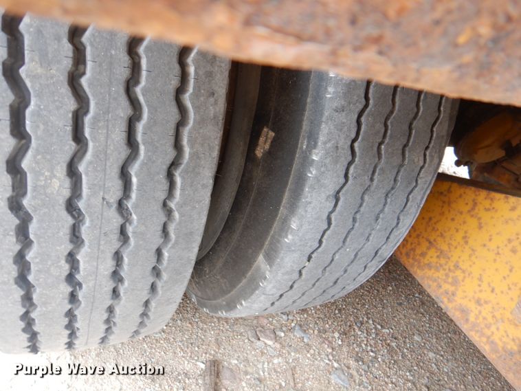 image for item DL0189 1985 Load King  low boy equipment trailer