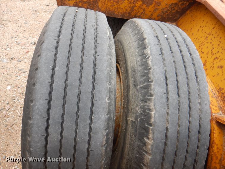 image for item DL0189 1985 Load King  low boy equipment trailer