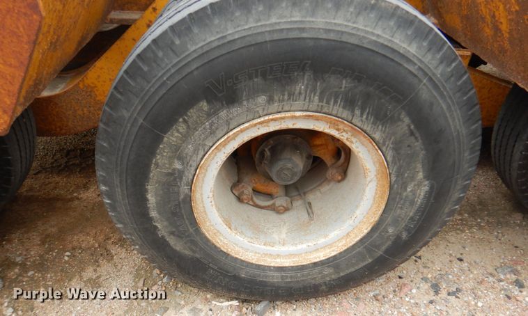 image for item DL0189 1985 Load King  low boy equipment trailer