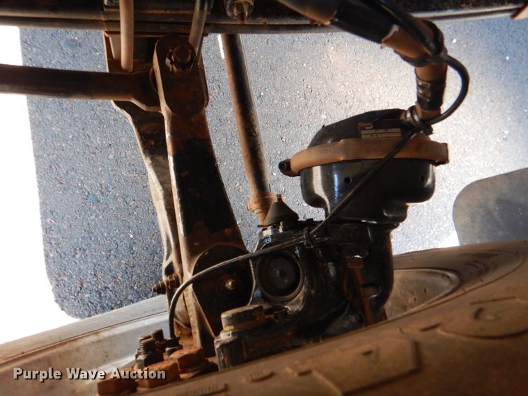 image for item DL0546 2015 Peterbilt 389  semi truck