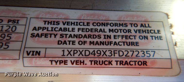 image for item DL0546 2015 Peterbilt 389  semi truck