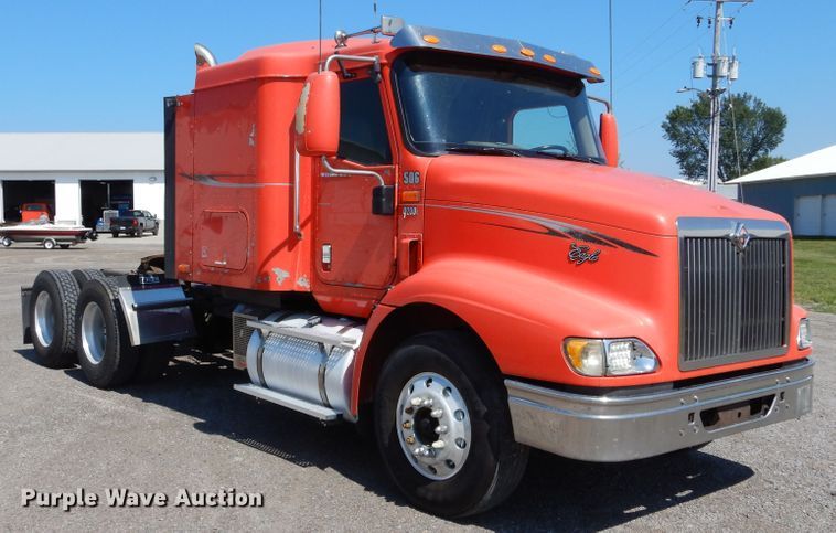 image for item DL6255 2006 International Eagle 9200i  semi truck