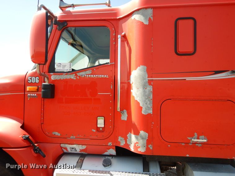 image for item DL6255 2006 International Eagle 9200i  semi truck