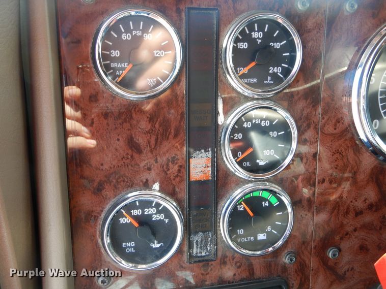 image for item DL6255 2006 International Eagle 9200i  semi truck