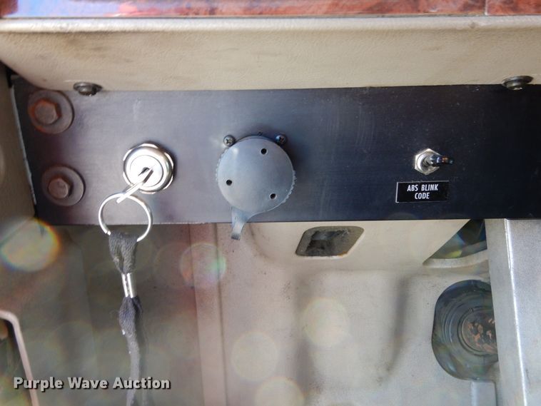 image for item DL6255 2006 International Eagle 9200i  semi truck