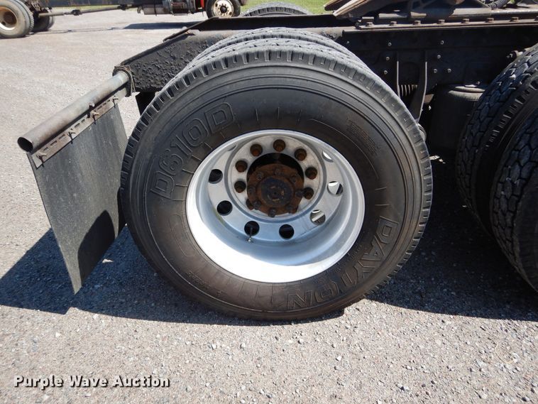 image for item DL6255 2006 International Eagle 9200i  semi truck