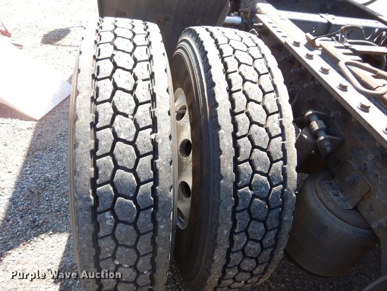 image for item DL6255 2006 International Eagle 9200i  semi truck