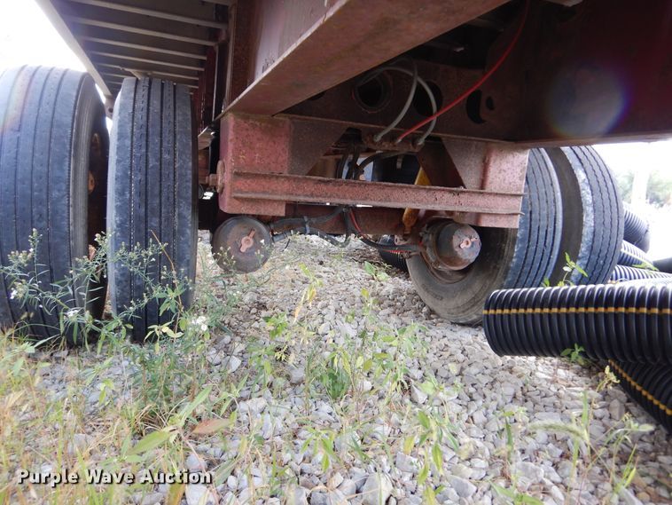 image for item DL6456 2000 Wilson  flatbed trailer