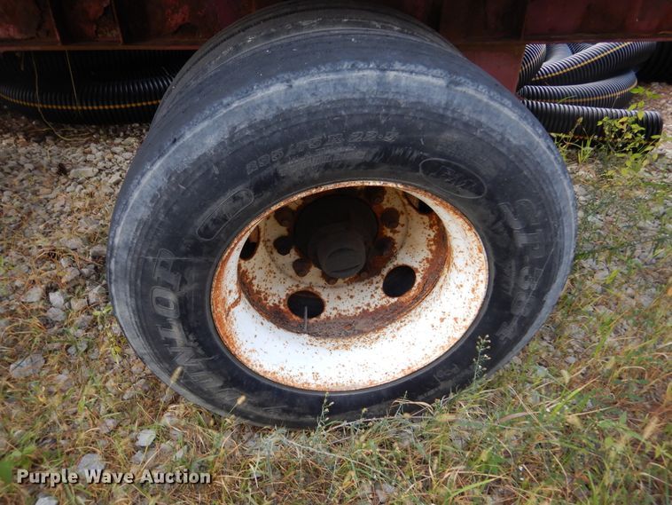 image for item DL6456 2000 Wilson  flatbed trailer