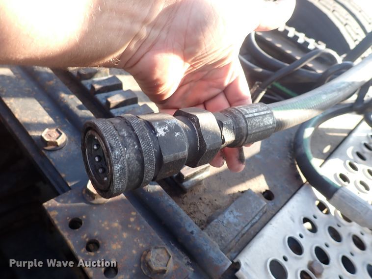 image for item DL7652 1998 International 9200  semi truck