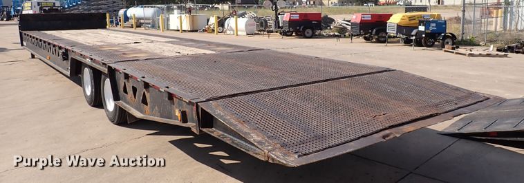 image for item DL7663 2005 Trail King TK70HT-482  drop deck equipment trailer