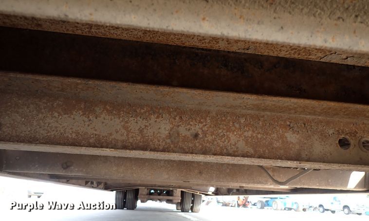 image for item DL7663 2005 Trail King TK70HT-482  drop deck equipment trailer