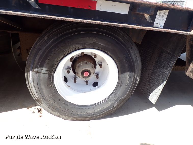 image for item DL7663 2005 Trail King TK70HT-482  drop deck equipment trailer