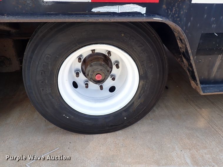 image for item DL7663 2005 Trail King TK70HT-482  drop deck equipment trailer