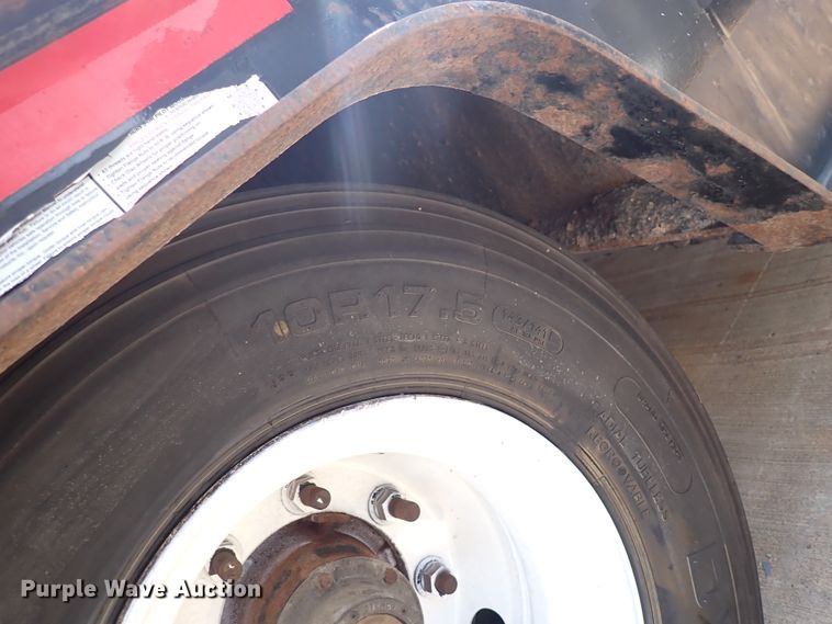 image for item DL7663 2005 Trail King TK70HT-482  drop deck equipment trailer