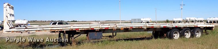 image for item DL7697 1977 Wilson  flatbed hay trailer