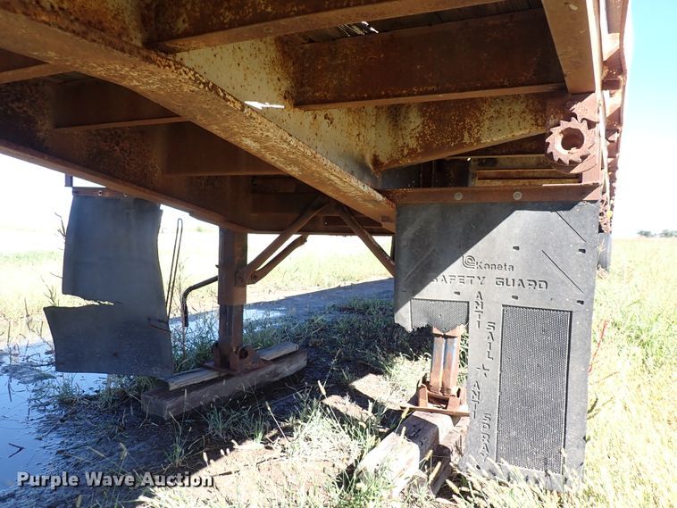 image for item DL7697 1977 Wilson  flatbed hay trailer