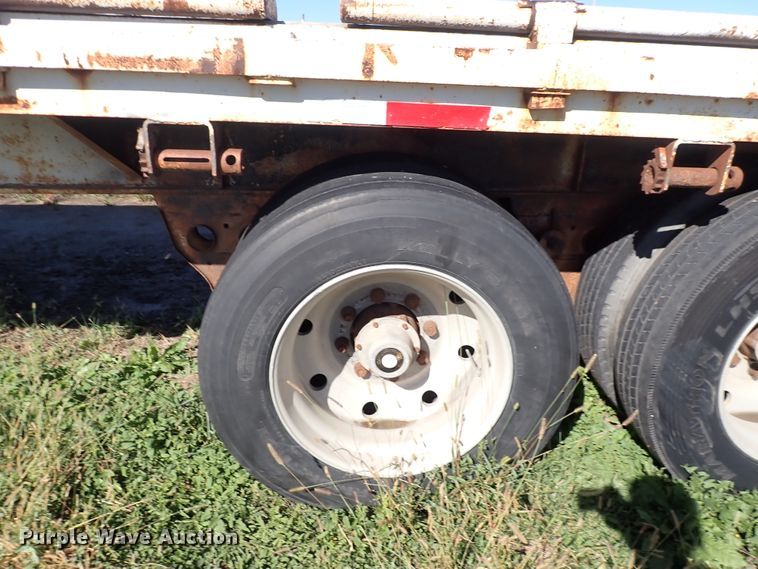 image for item DL7697 1977 Wilson  flatbed hay trailer