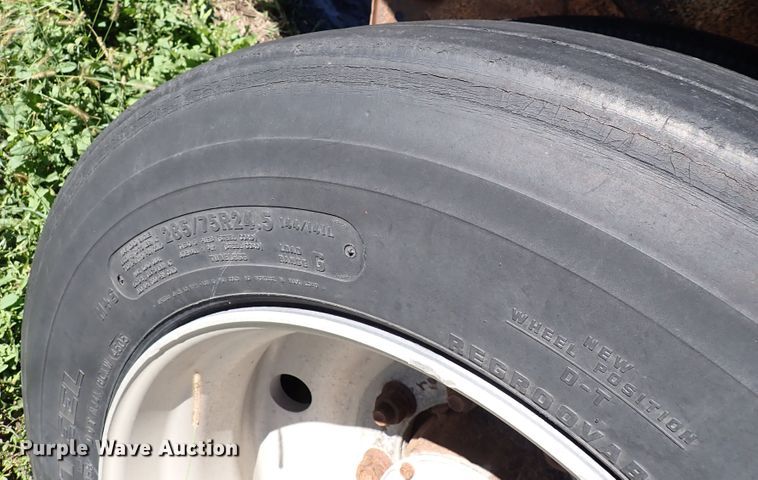 image for item DL7697 1977 Wilson  flatbed hay trailer