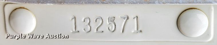 image for item DM5205 2006 Kenworth T800  roll-off container truck