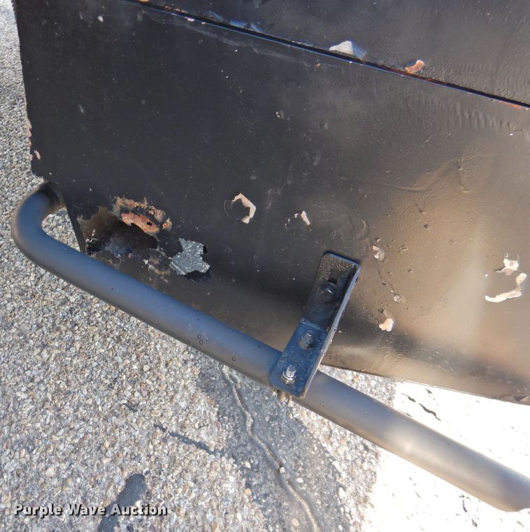 image for item DM8991 2014 Peterbilt 388  semi truck