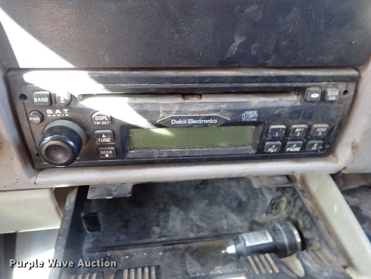 image for item DN2164 2007 Sterling LT9500  roll-off container truck