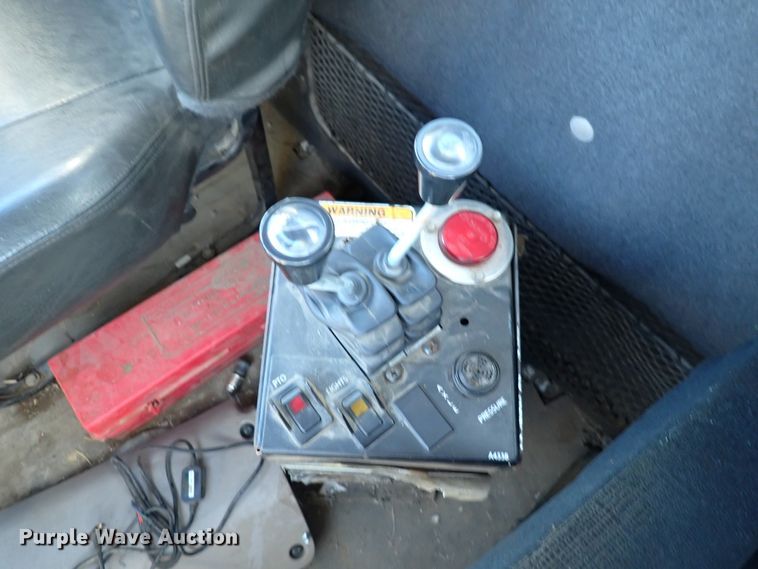 image for item DN2164 2007 Sterling LT9500  roll-off container truck