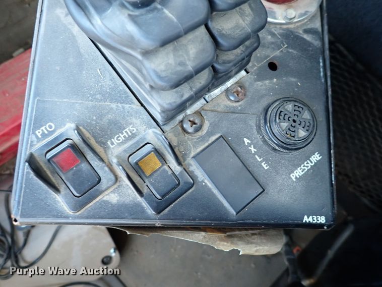 image for item DN2164 2007 Sterling LT9500  roll-off container truck