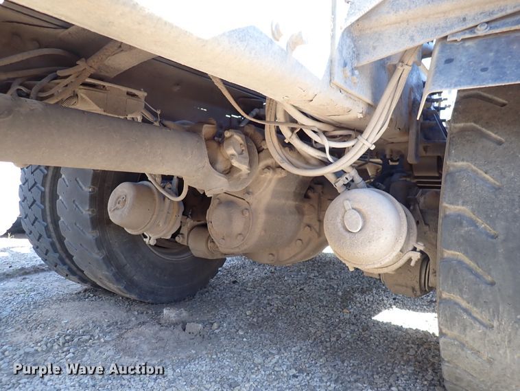 image for item DN2164 2007 Sterling LT9500  roll-off container truck