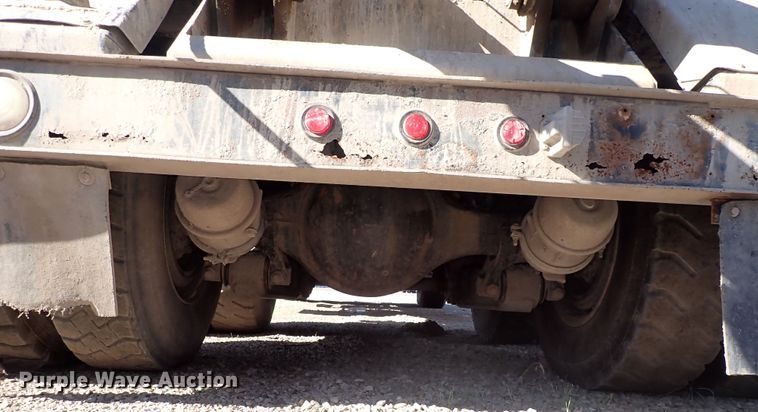 image for item DN2164 2007 Sterling LT9500  roll-off container truck