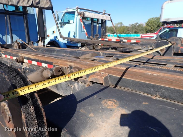 image for item DN2164 2007 Sterling LT9500  roll-off container truck