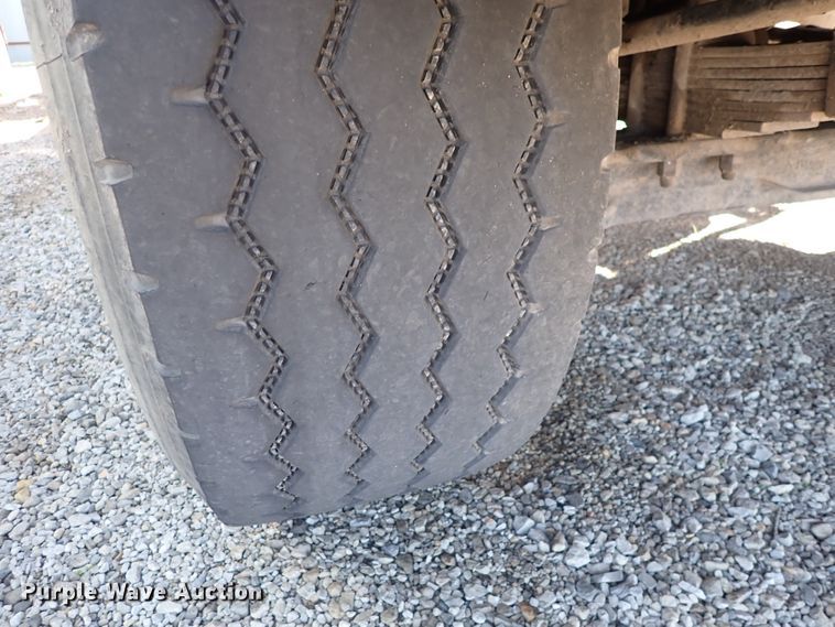 image for item DN2164 2007 Sterling LT9500  roll-off container truck