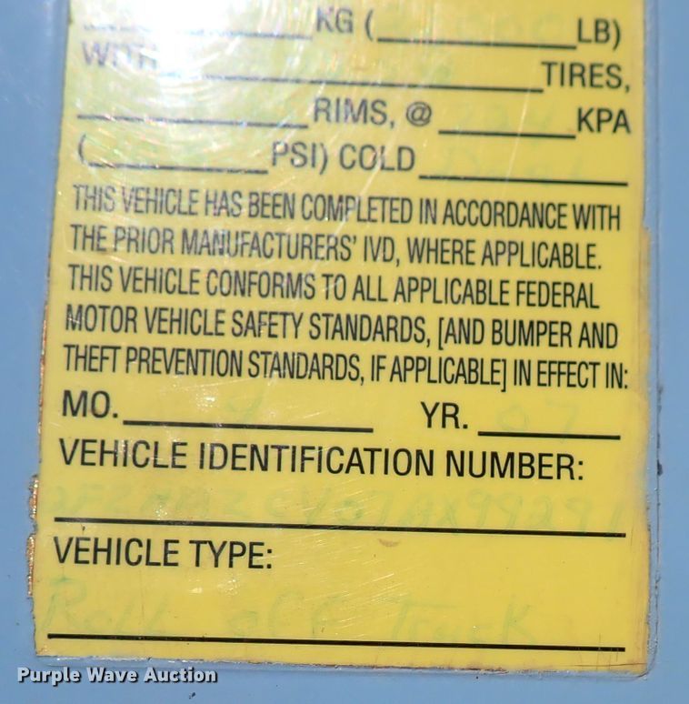 image for item DN2164 2007 Sterling LT9500  roll-off container truck