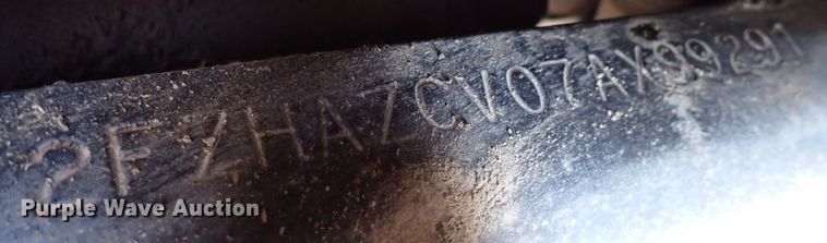 image for item DN2164 2007 Sterling LT9500  roll-off container truck