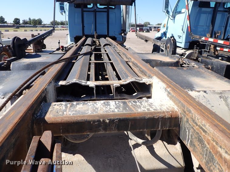 image for item DN2164 2007 Sterling LT9500  roll-off container truck