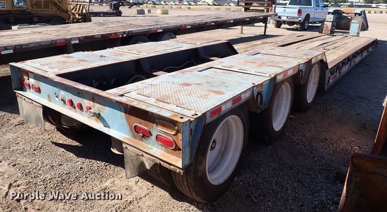 image for item DN2169 2005 Trail-Eze TE100DG24  lowboy equipment trailer