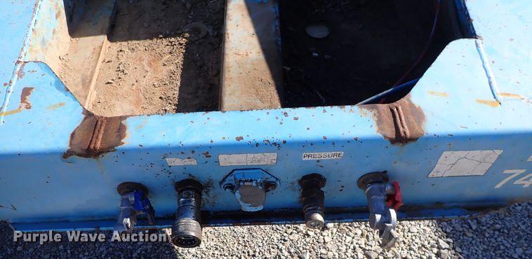 image for item DN2169 2005 Trail-Eze TE100DG24  lowboy equipment trailer