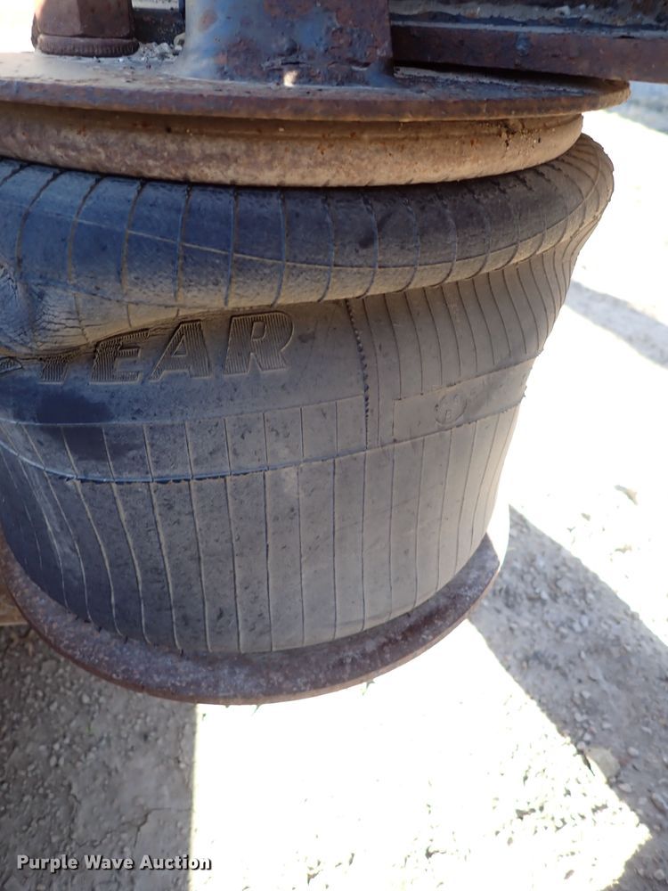 image for item DN2169 2005 Trail-Eze TE100DG24  lowboy equipment trailer