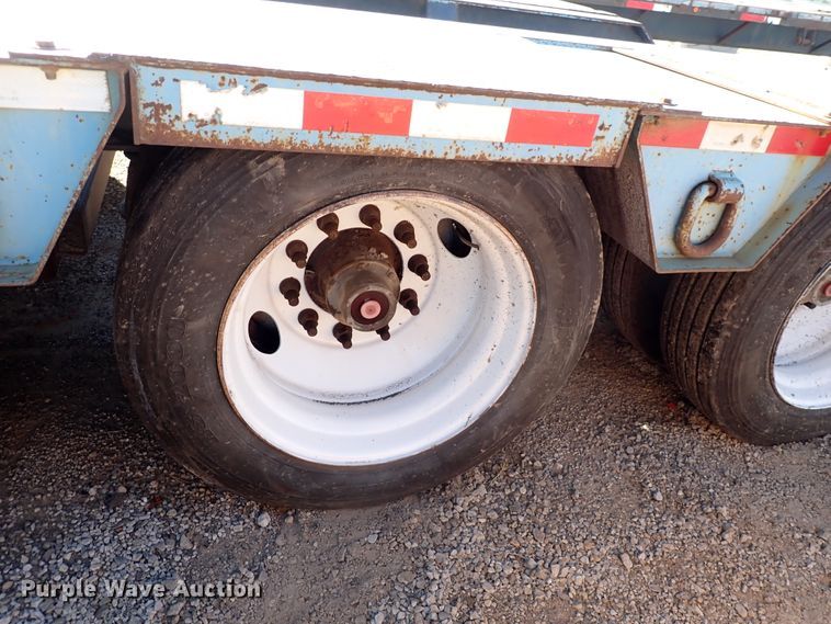 image for item DN2169 2005 Trail-Eze TE100DG24  lowboy equipment trailer