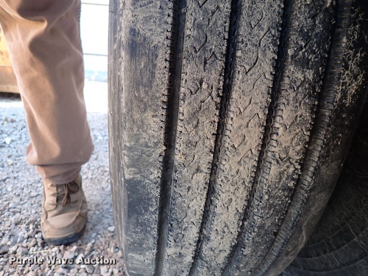 image for item DN2169 2005 Trail-Eze TE100DG24  lowboy equipment trailer