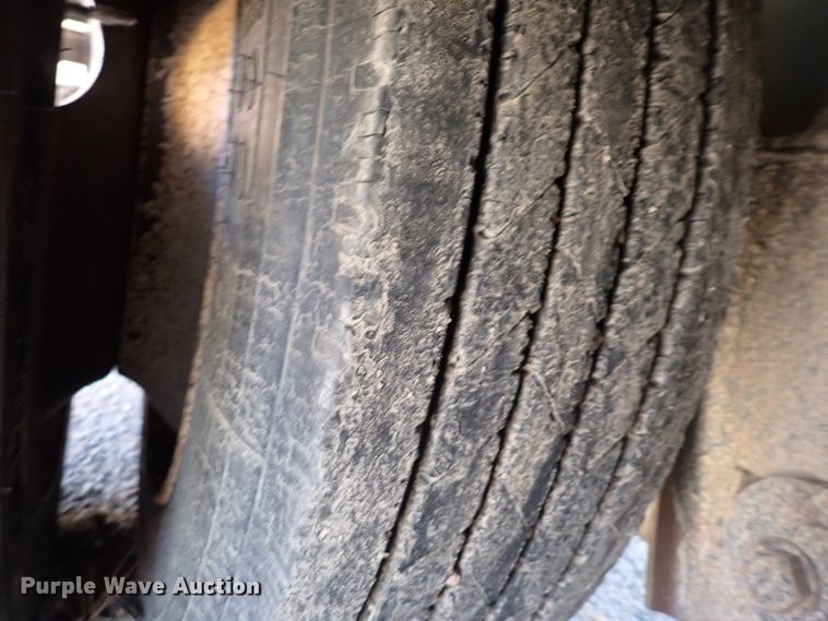 image for item DN2169 2005 Trail-Eze TE100DG24  lowboy equipment trailer