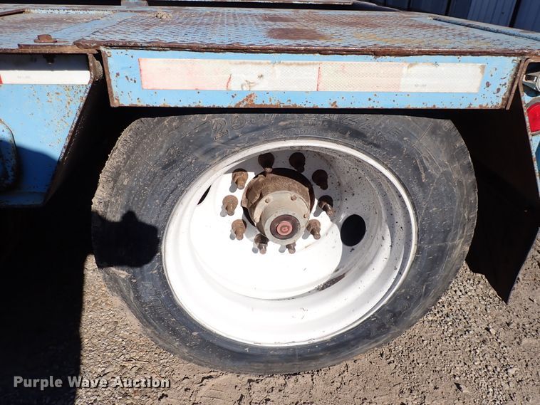 image for item DN2169 2005 Trail-Eze TE100DG24  lowboy equipment trailer