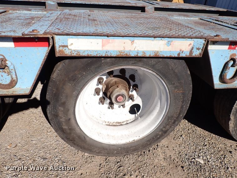 image for item DN2169 2005 Trail-Eze TE100DG24  lowboy equipment trailer