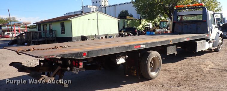 image for item DN2172 2006 Freightliner M106  rollback truck