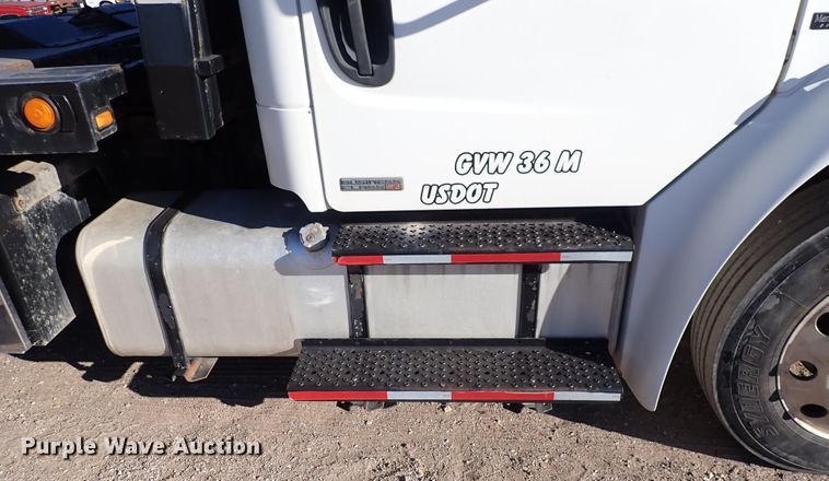 image for item DN2172 2006 Freightliner M106  rollback truck