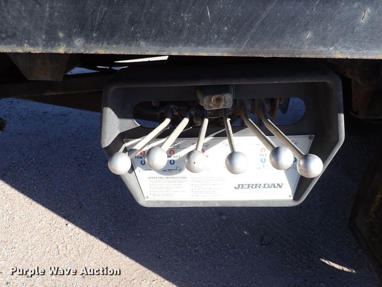 image for item DN2172 2006 Freightliner M106  rollback truck