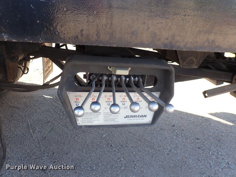 image for item DN2172 2006 Freightliner M106  rollback truck